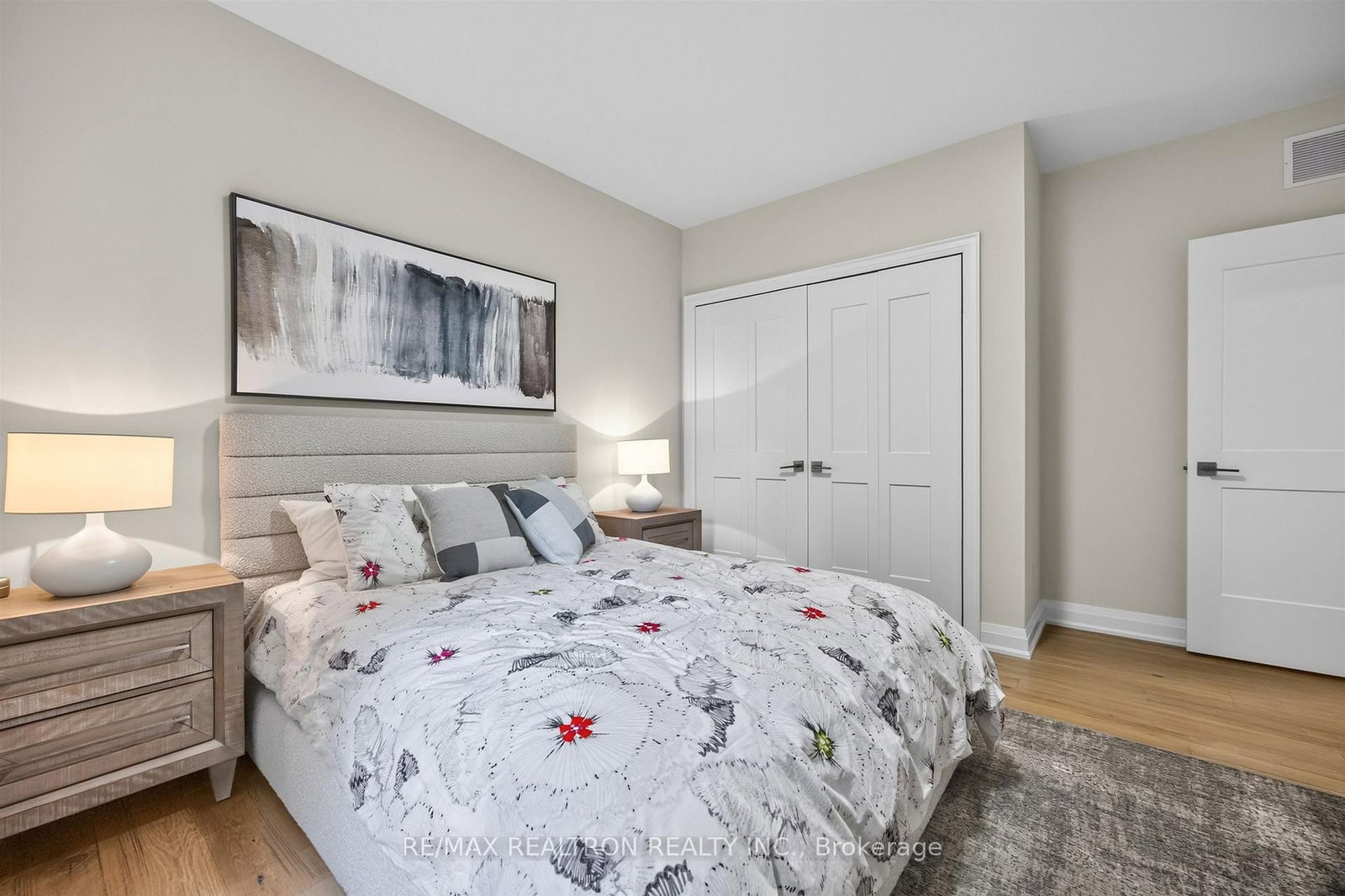 7 Maplehyrn Avenue • East Gwillimbury, ON photo 31