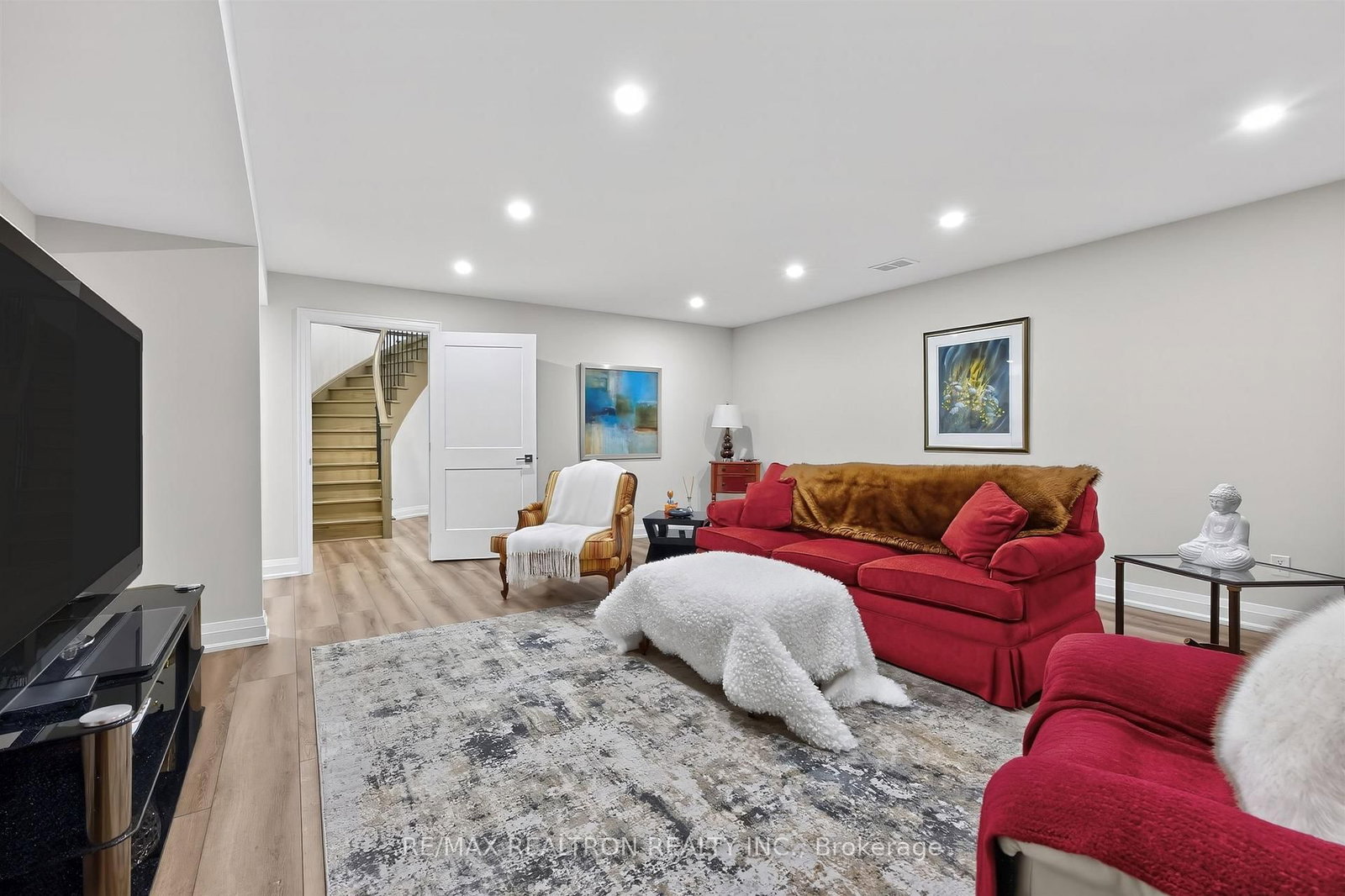 7 Maplehyrn Avenue • East Gwillimbury, ON photo 39