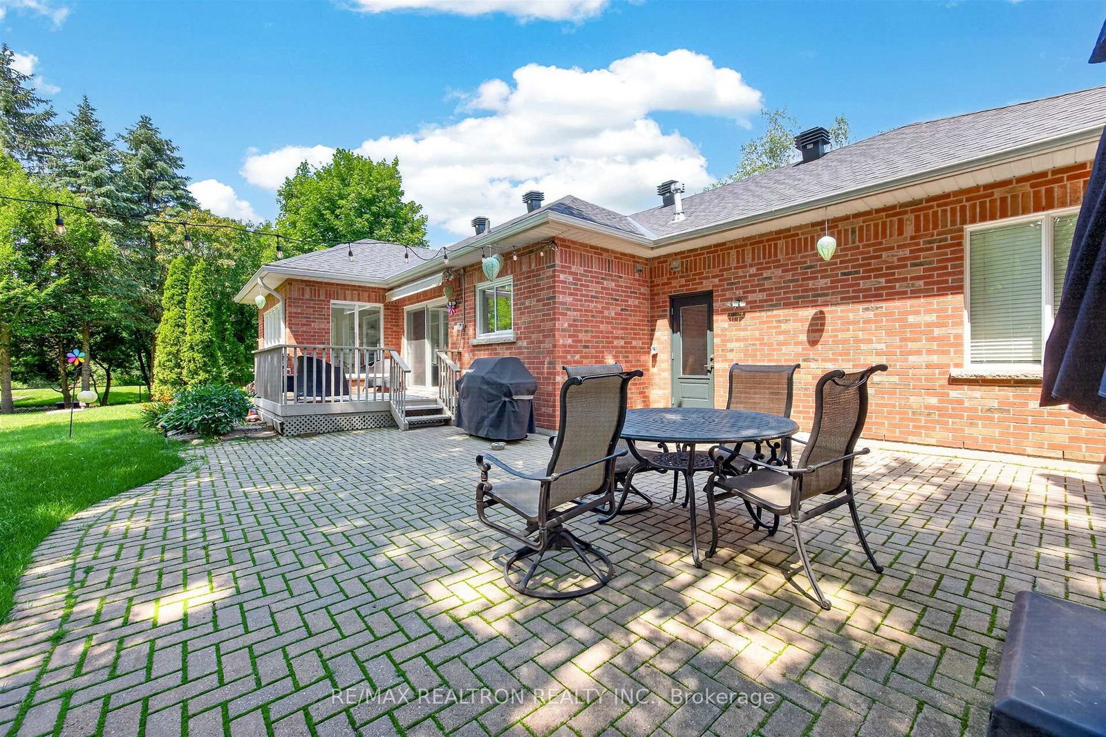 7 Maplehyrn Avenue • East Gwillimbury, ON photo 43