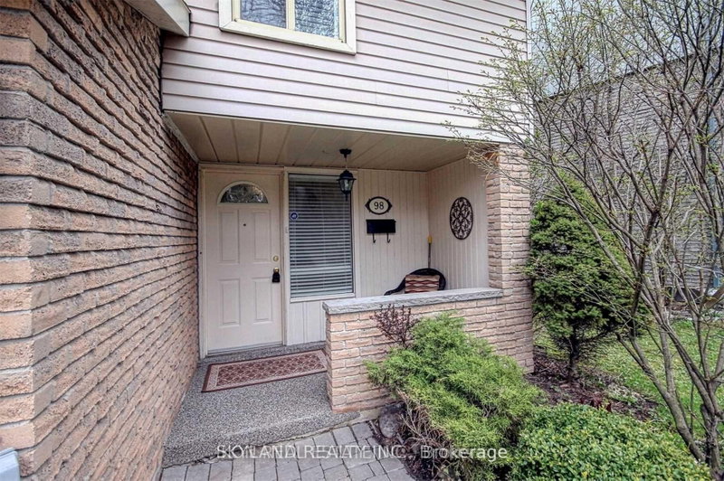 98 Henderson Drive