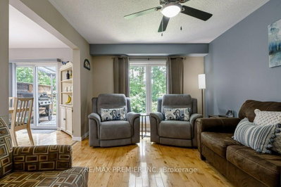 93 Kate Aitken Crescent — photo 5