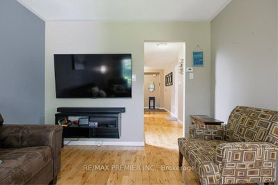 93 Kate Aitken Crescent — photo 6