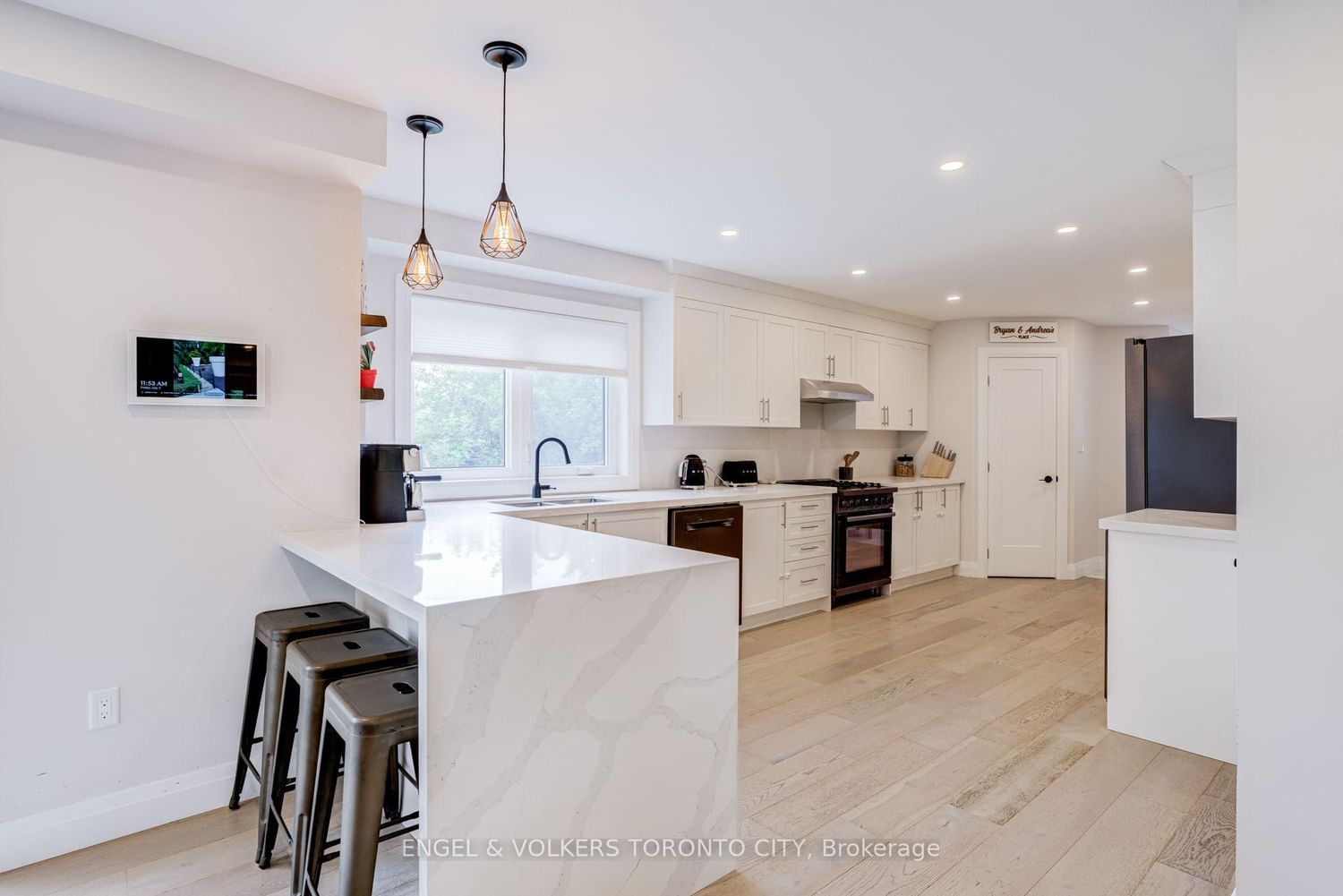 40 Glenview Avenue • Georgina, ON photo 12
