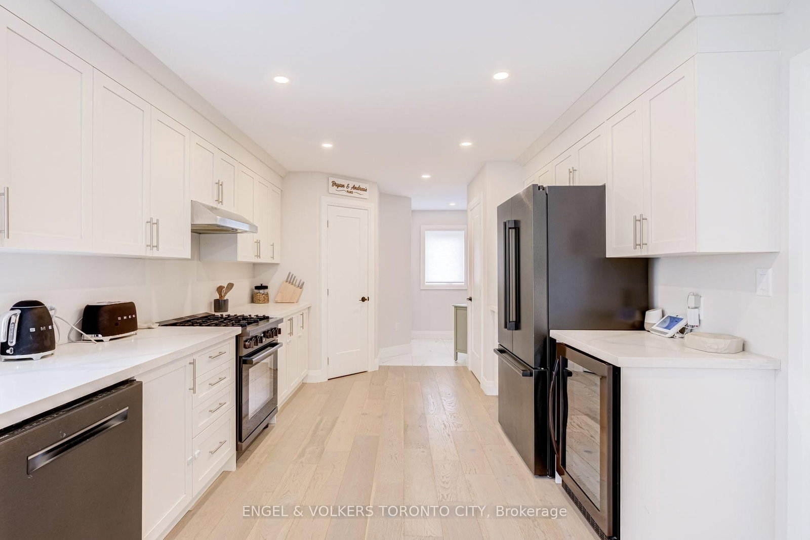 40 Glenview Avenue • Georgina, ON photo 15