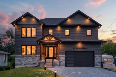 40 Glenview Avenue • Georgina, ON photo 2