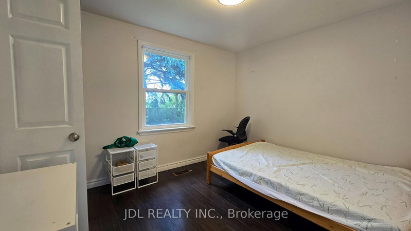 home for lease on Room MB-68 Meadowview Avenue