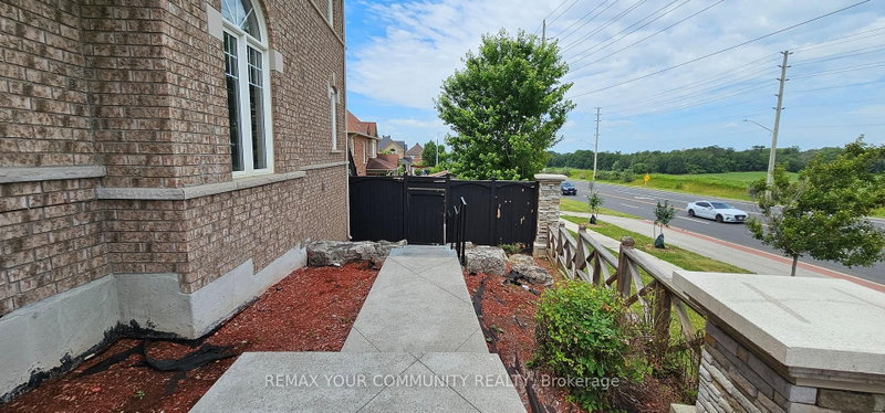 home for lease on Bsmt-46 Courtland Crescent