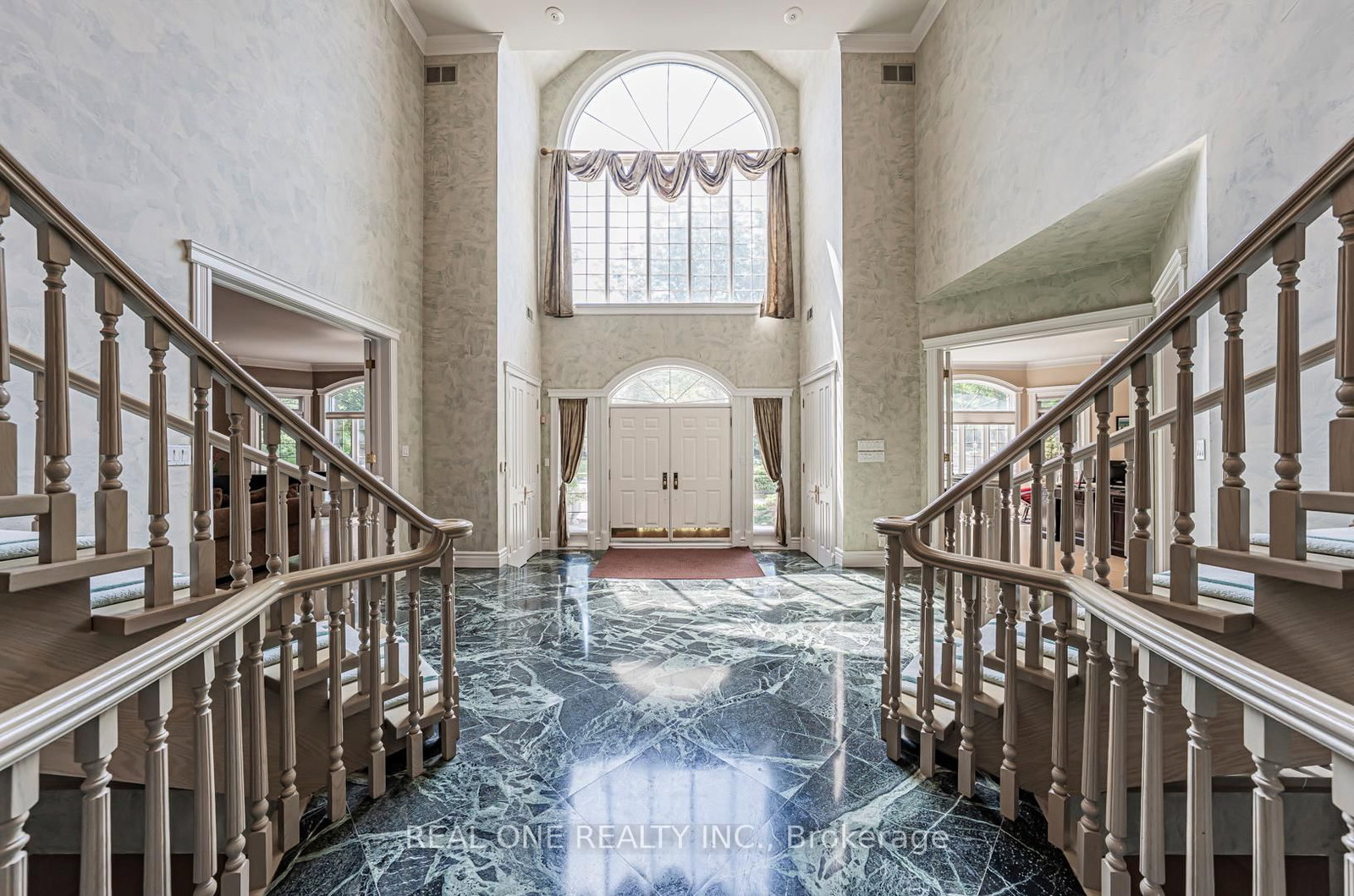 14 Alm Crt, Aurora, view 15