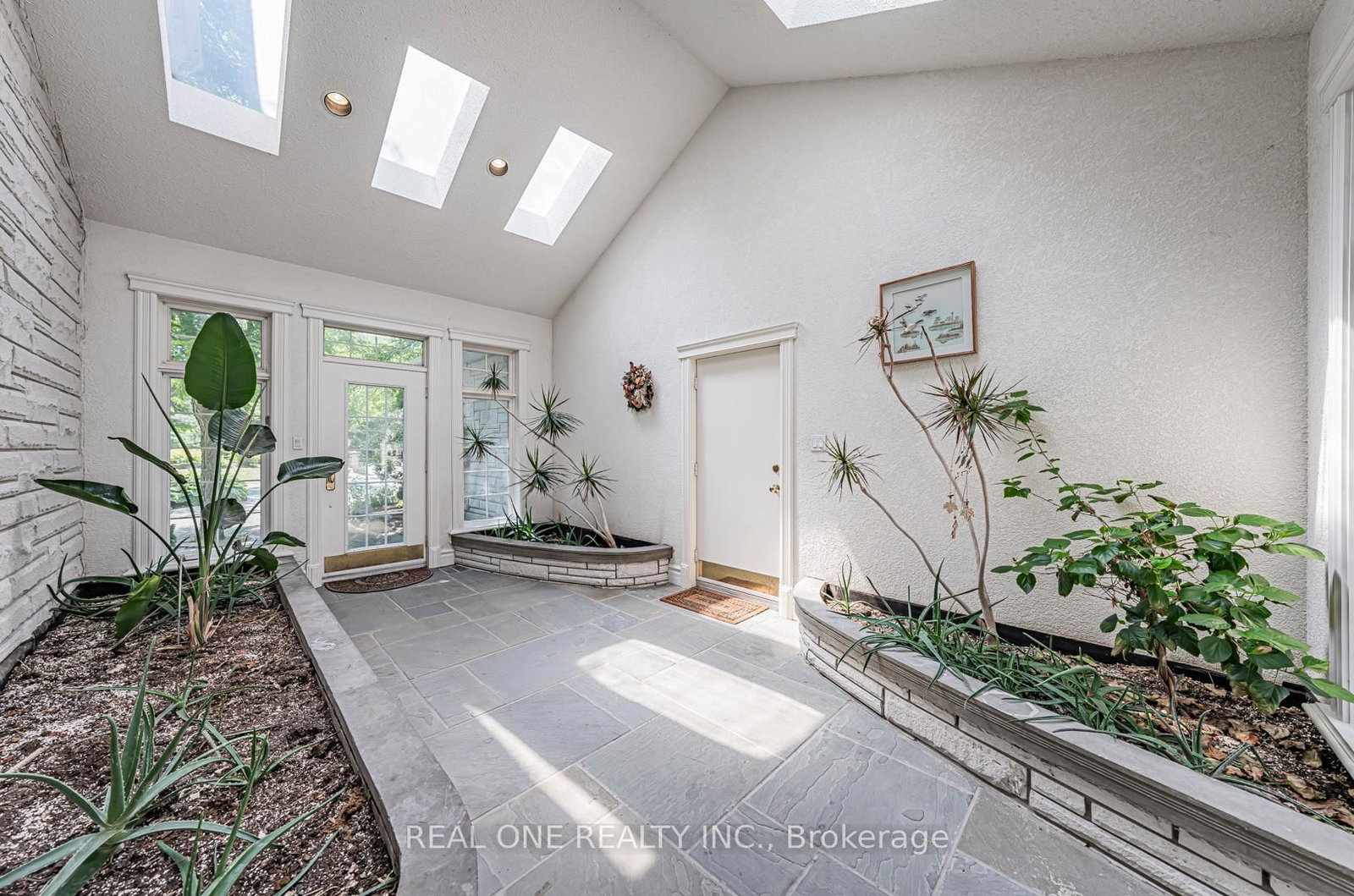 14 Alm Crt, Aurora, view 30