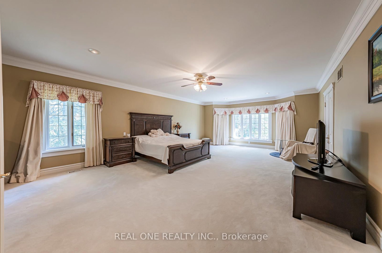 14 Alm Crt, Aurora, view 37