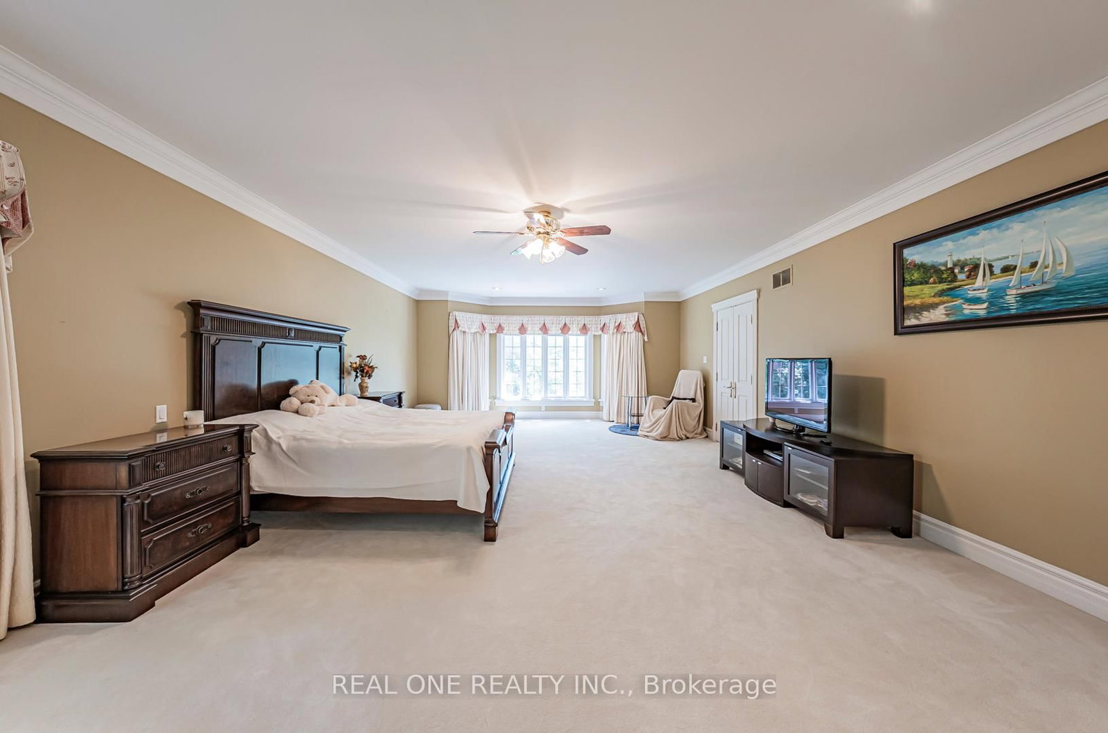 14 Alm Crt, Aurora, view 38