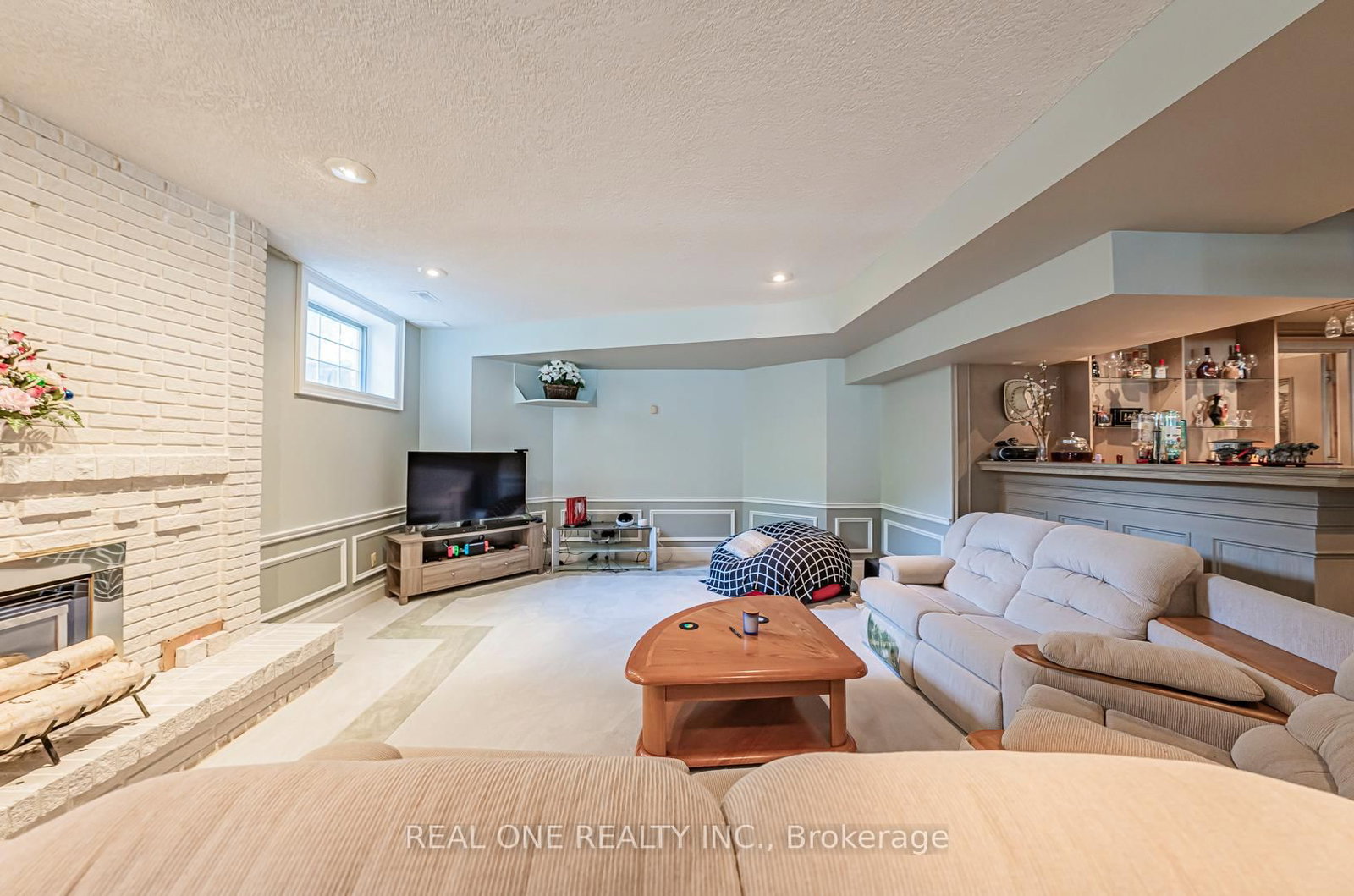 14 Alm Crt, Aurora, view 43