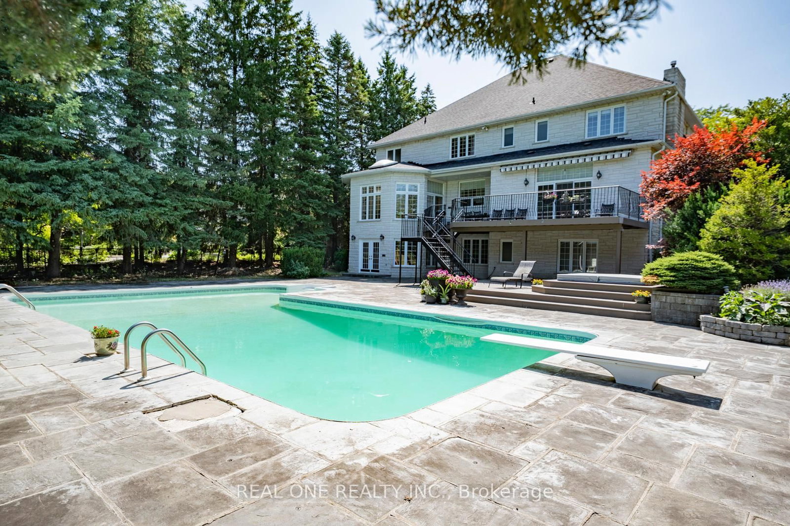 14 Alm Crt, Aurora, view 9