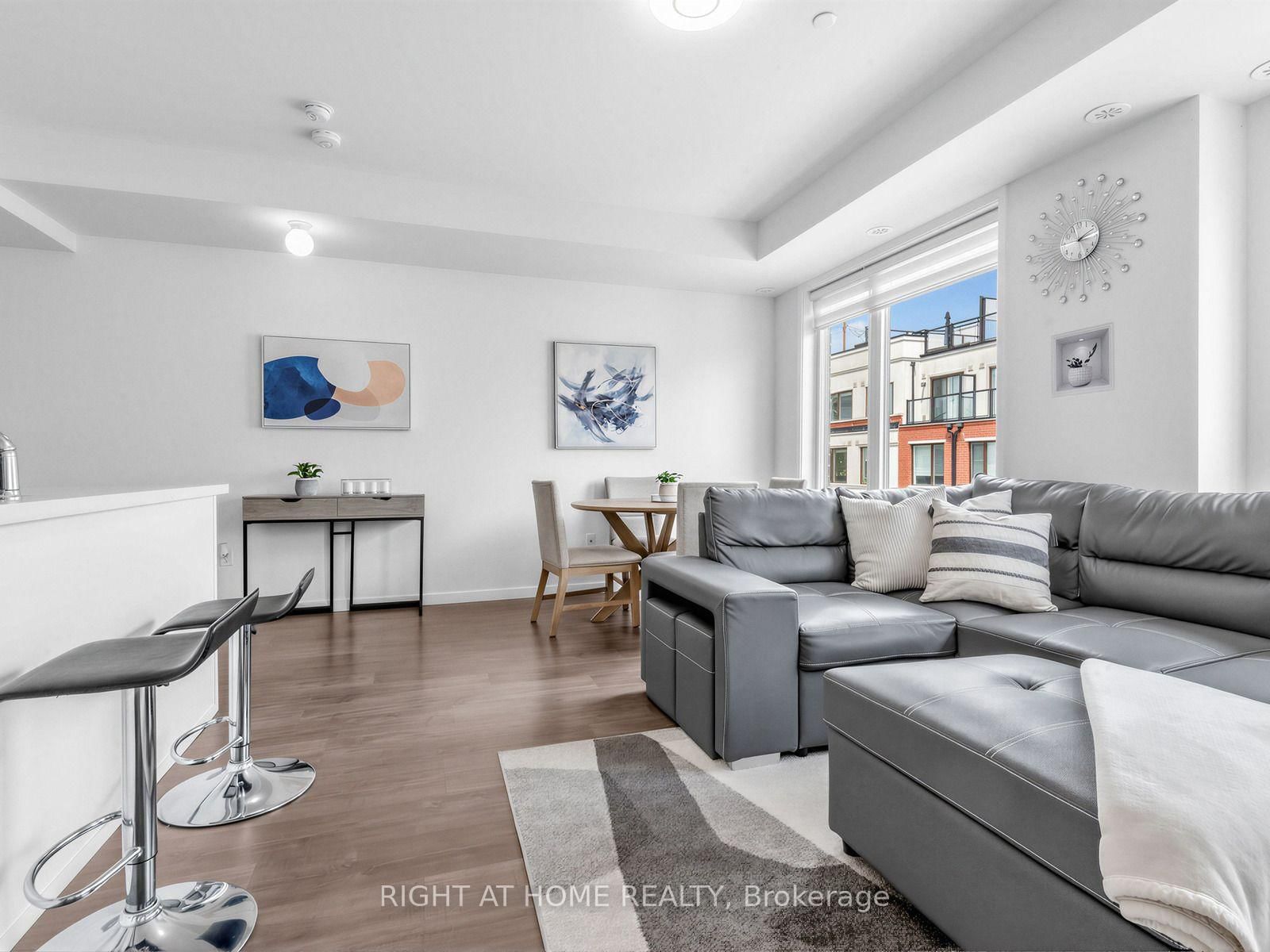 400 Alex Gardner Circle • #86 • Aurora, ON photo 3