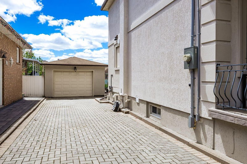 home for lease on 71 Hawman Avenue