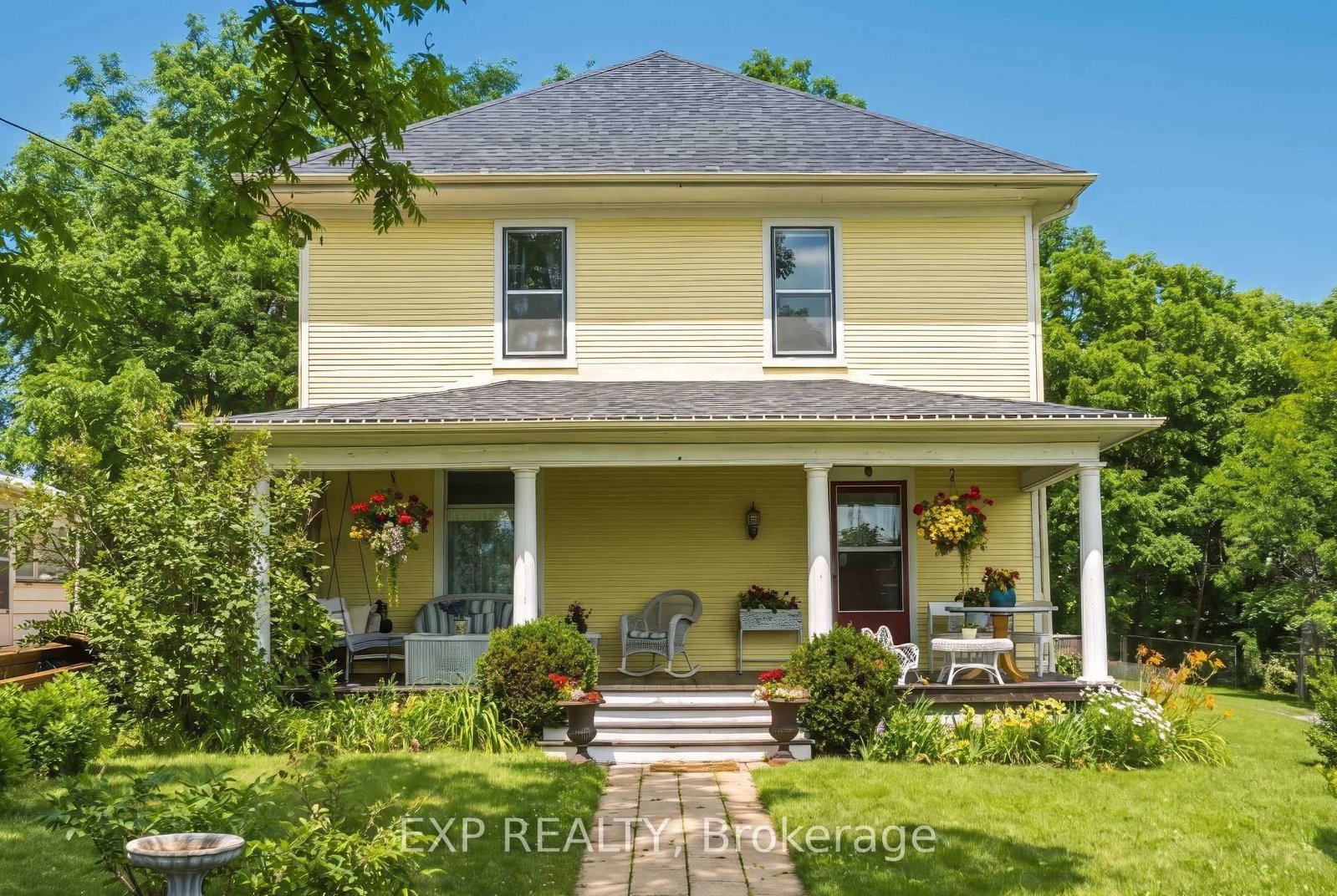 Detached House for sale at 145 High Street, Georgina, Ontario, L0E 1R0 - Sutton & Jackson's Point - MLS: N13538242