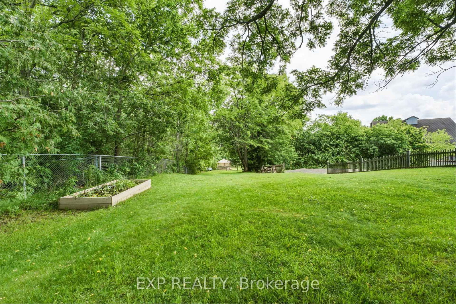 145 High Street • Georgina, ON photo 43