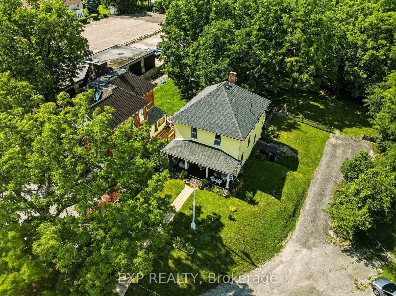 145 High Street • Georgina, ON photo 5