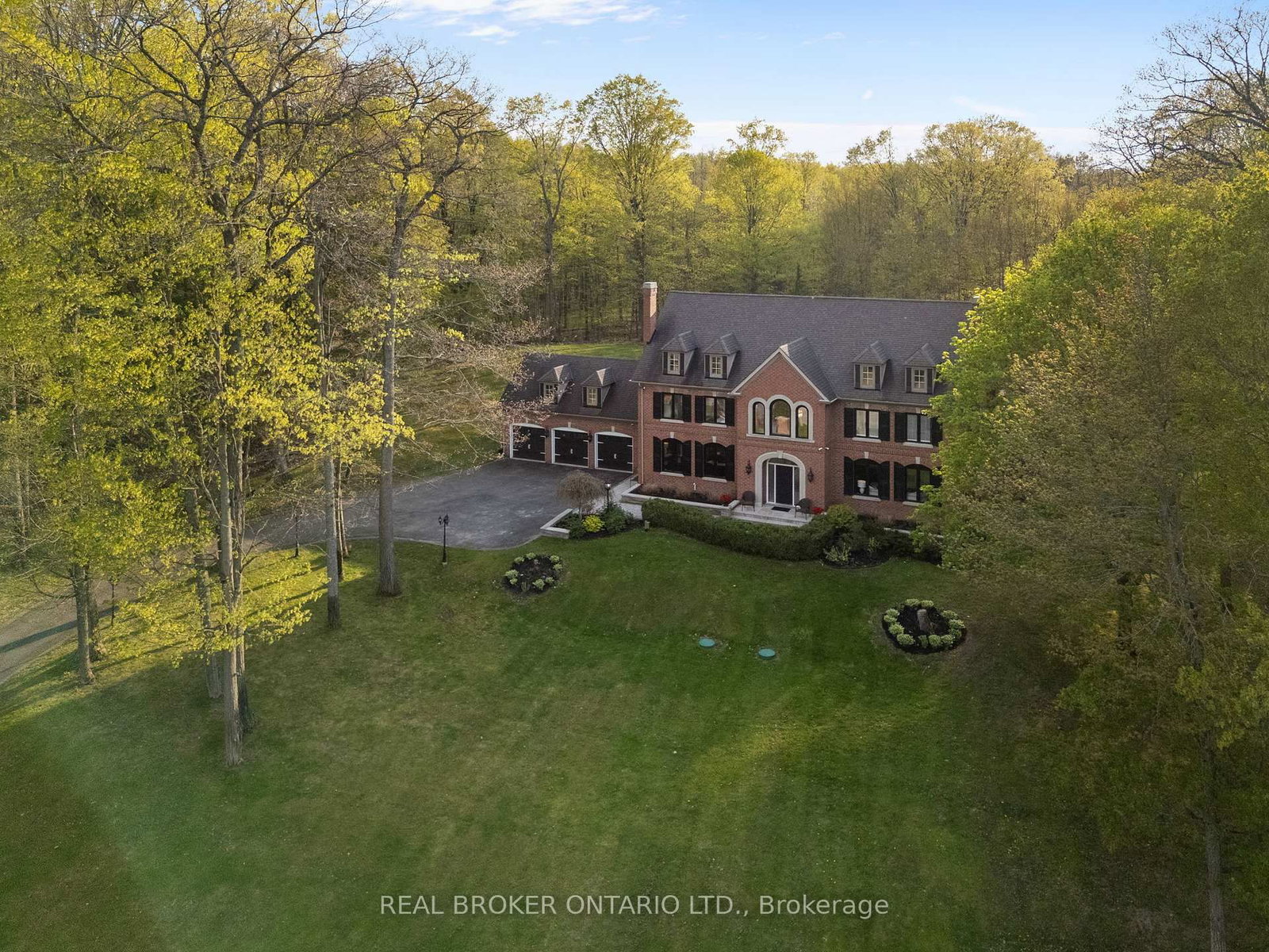 10 Oakview Place • Uxbridge, ON photo 4
