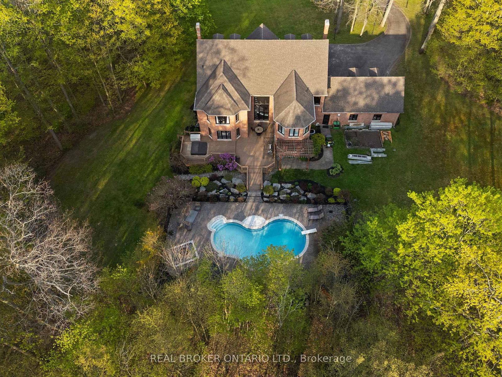 10 Oakview Place • Uxbridge, ON photo 49