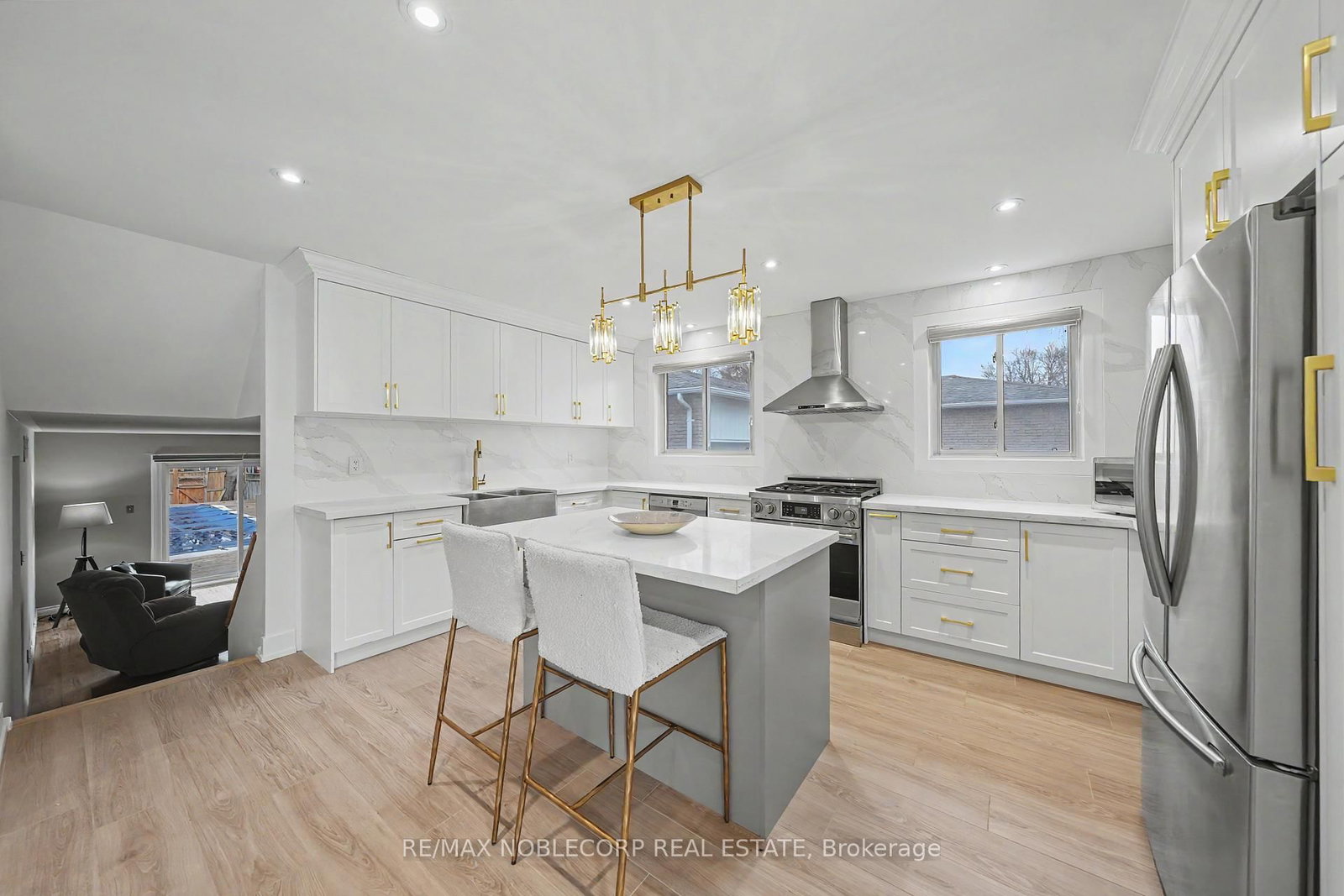 24 W Maple Avenue • New Tecumseth, ON photo 13