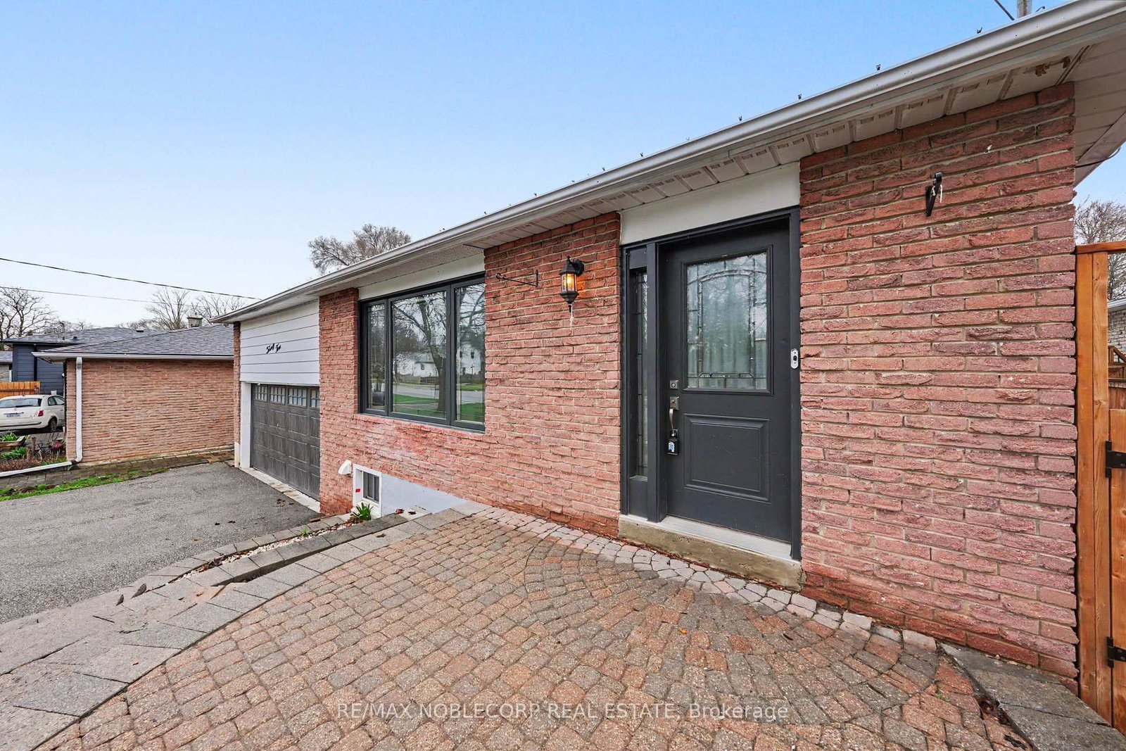 24 W Maple Avenue • New Tecumseth, ON photo 9