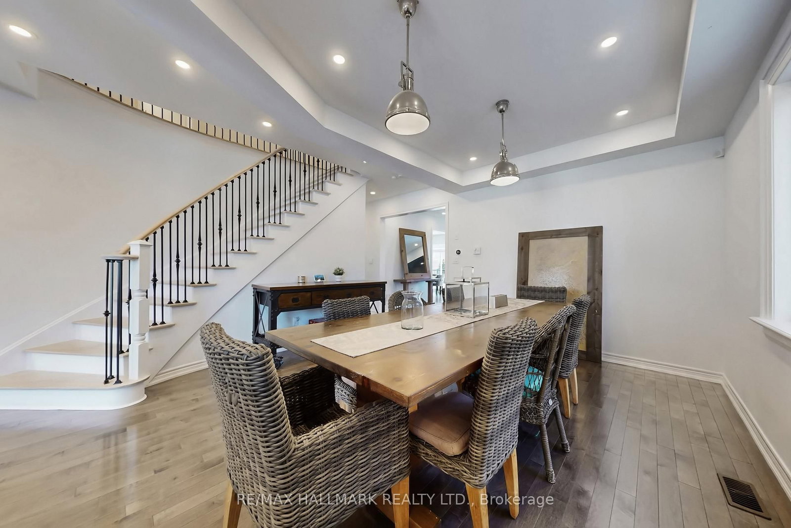 1135 Cenotaph Boulevard • Newmarket, ON photo 17