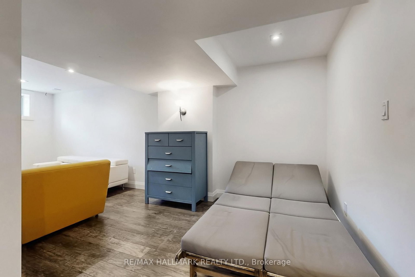 1135 Cenotaph Boulevard • Newmarket, ON photo 32