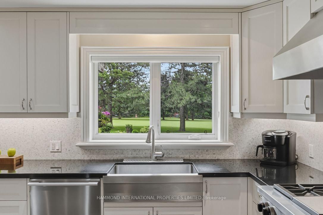 19 Fairway Heights Crescent • Markham, ON photo 6