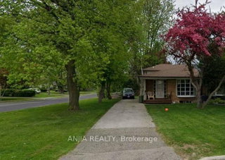 2 Friar Tuck Road