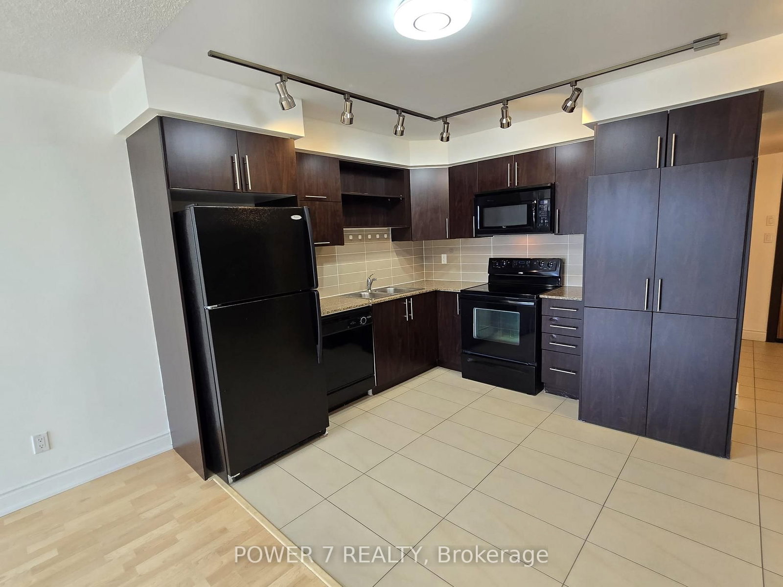 60 South Town Centre Boulevard • #502 • Markham, ON photo 6
