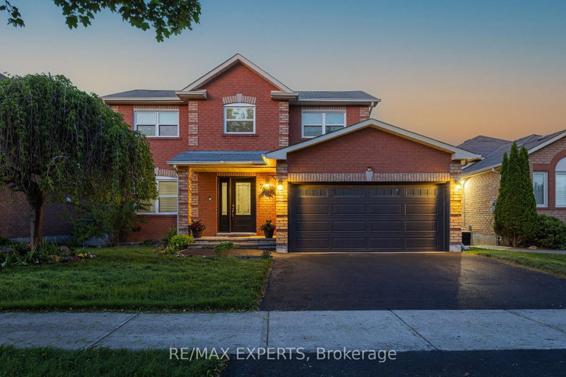 213 Melbourne Drive, Bradford West Gwillimbury