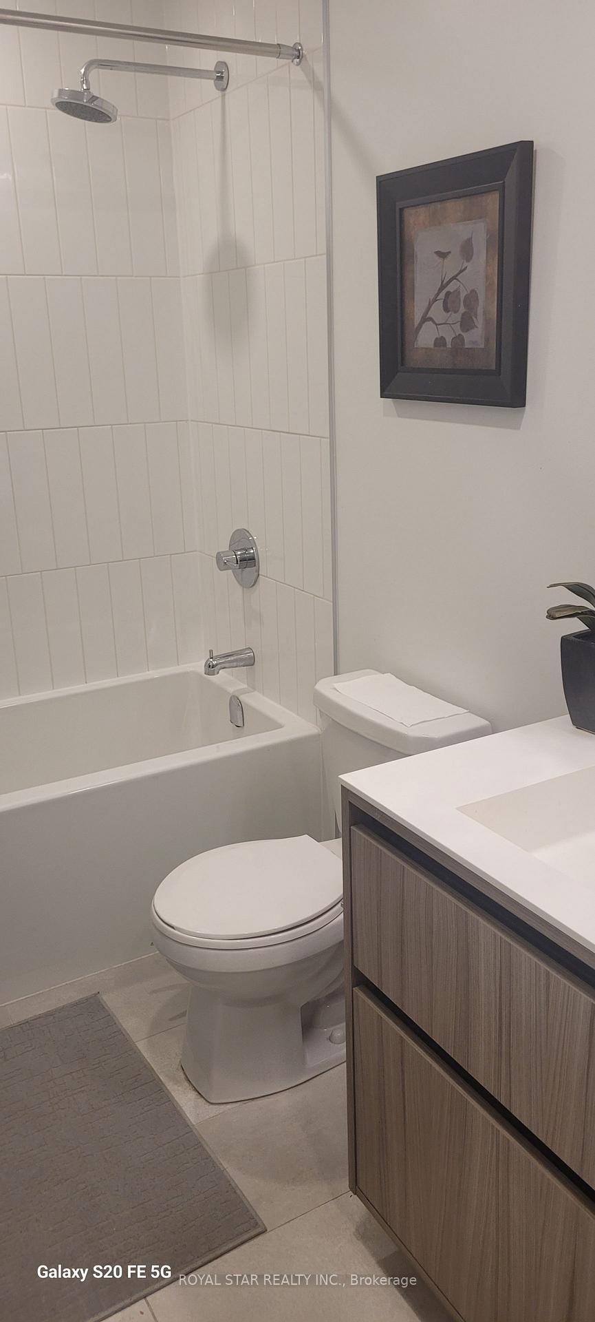 8 Beverley Glen Boulevard • #901 • Vaughan, ON photo 6