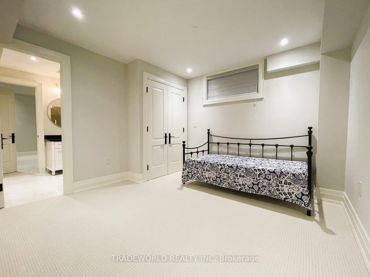 90 Fred Varley Drive • Markham, ON photo 36