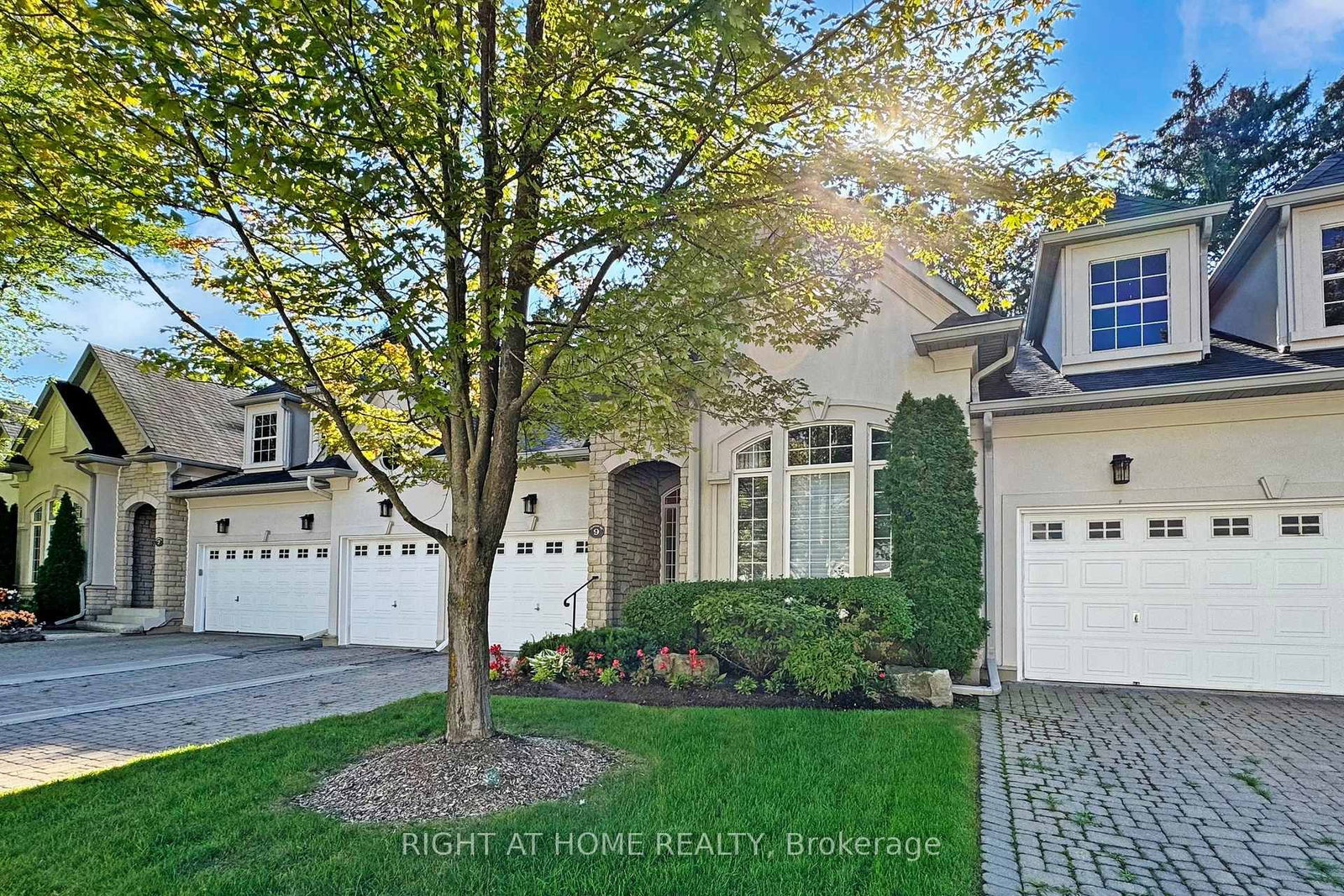 9 Arlington Way • Markham, ON photo 1