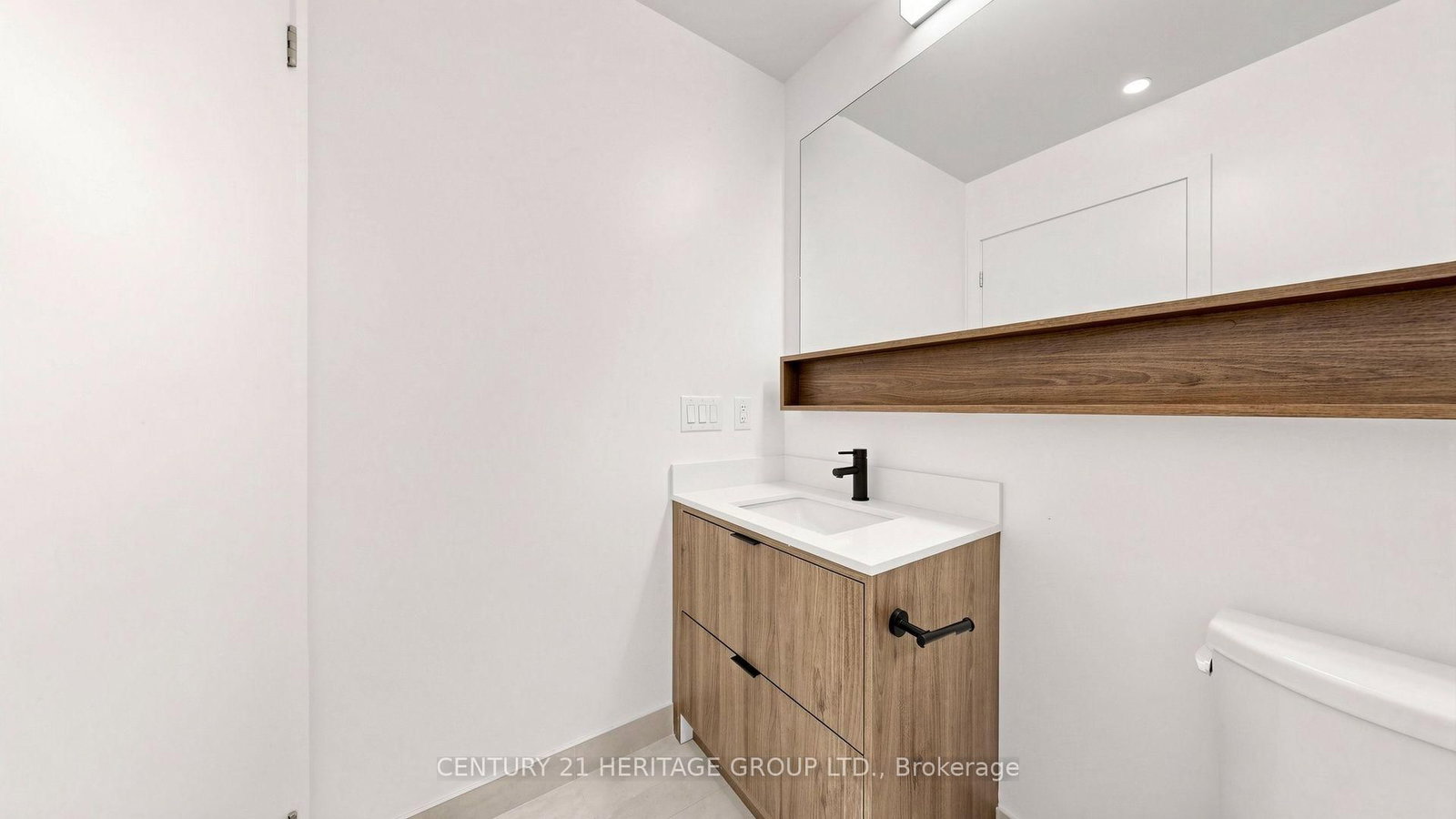 8888 Yonge Street • #622 • Richmond Hill, ON photo 21