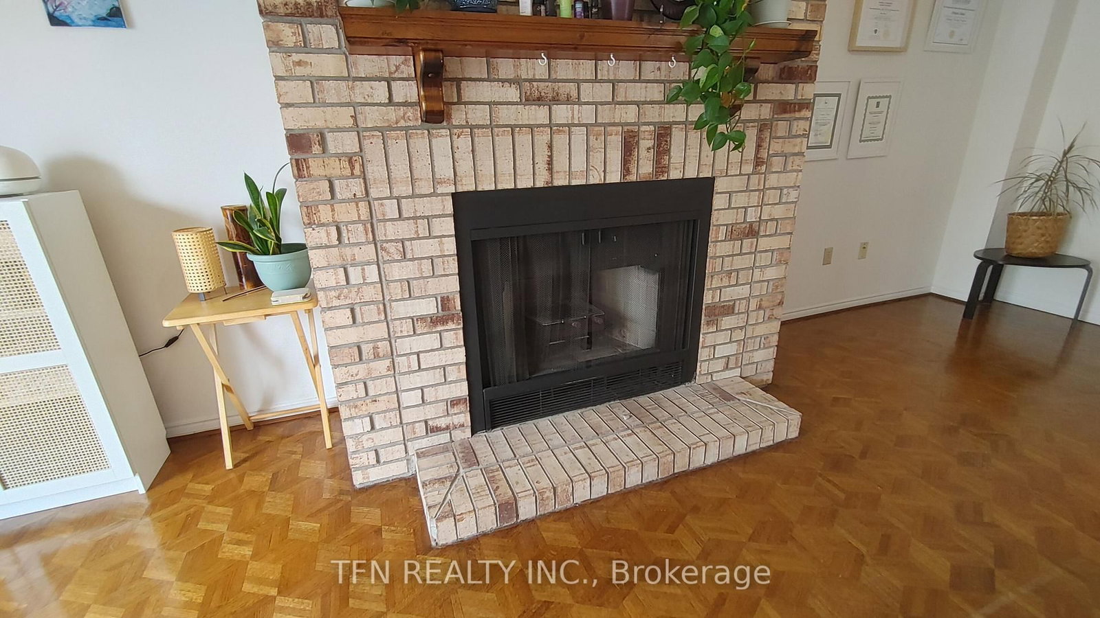 112 Trafalgar Square • Vaughan, ON photo 10