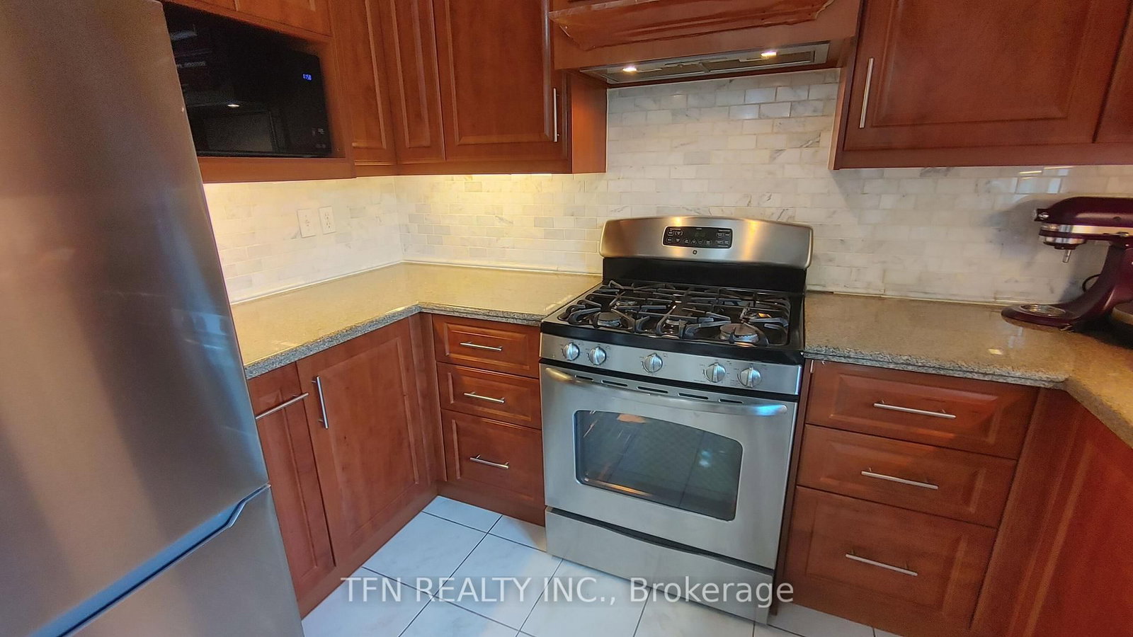112 Trafalgar Square • Vaughan, ON photo 14