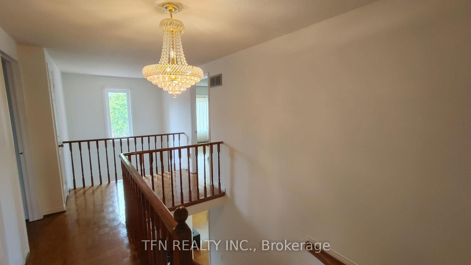 112 Trafalgar Square • Vaughan, ON photo 19
