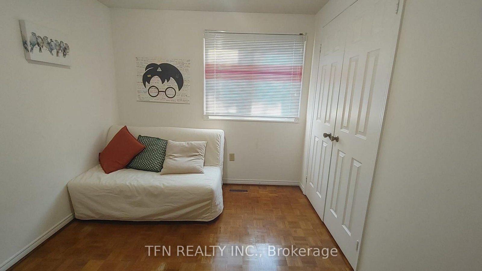 112 Trafalgar Square • Vaughan, ON photo 29