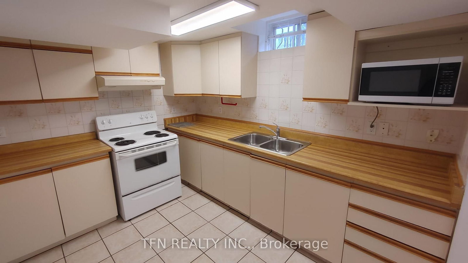 112 Trafalgar Square • Vaughan, ON photo 31
