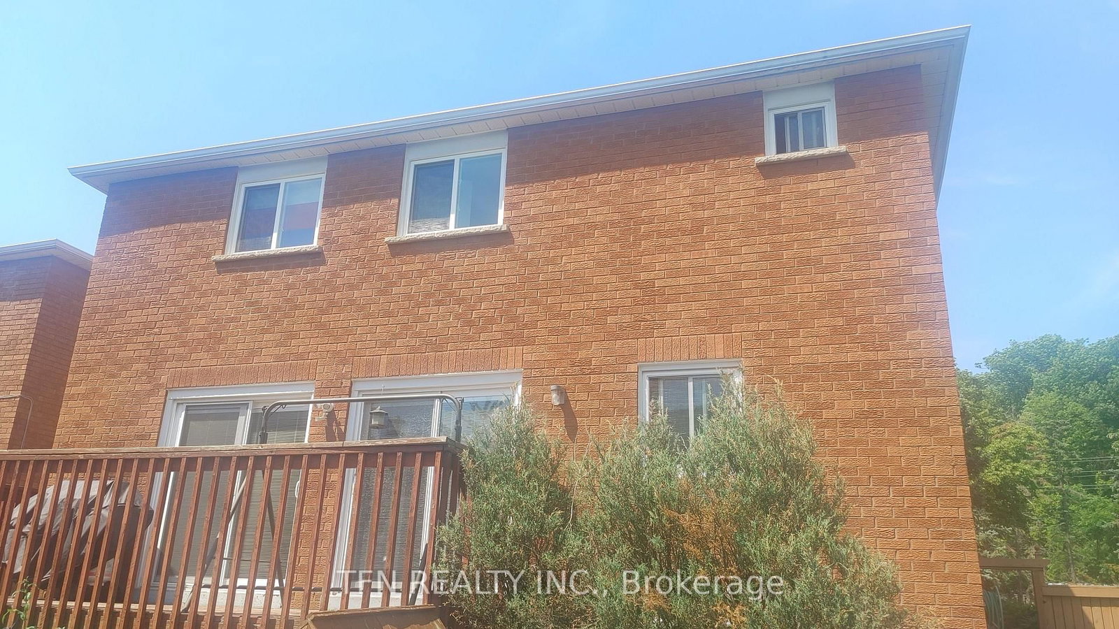 112 Trafalgar Square • Vaughan, ON photo 43