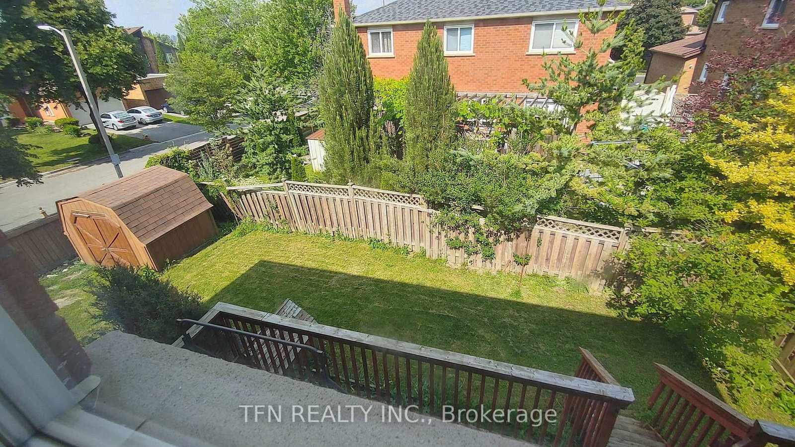 112 Trafalgar Square • Vaughan, ON photo 45