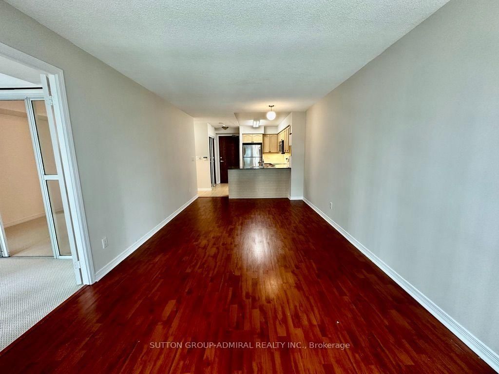 185 Oneida Crescent • #911 • Richmond Hill, ON photo 15
