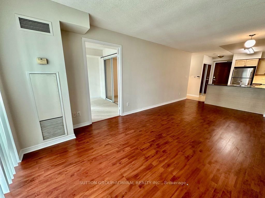 185 Oneida Crescent • #911 • Richmond Hill, ON photo 16