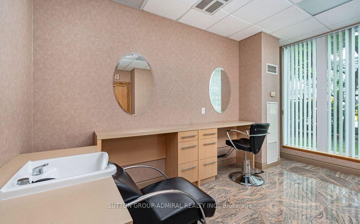 185 Oneida Crescent • #911 • Richmond Hill, ON photo 26