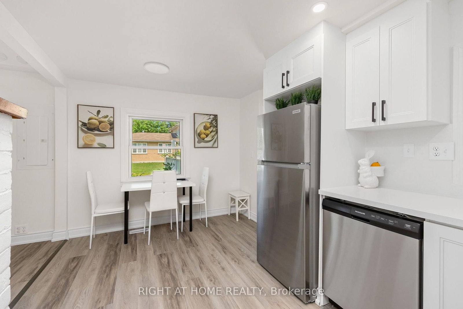 51 Lakeside Drive • Innisfil, ON photo 11