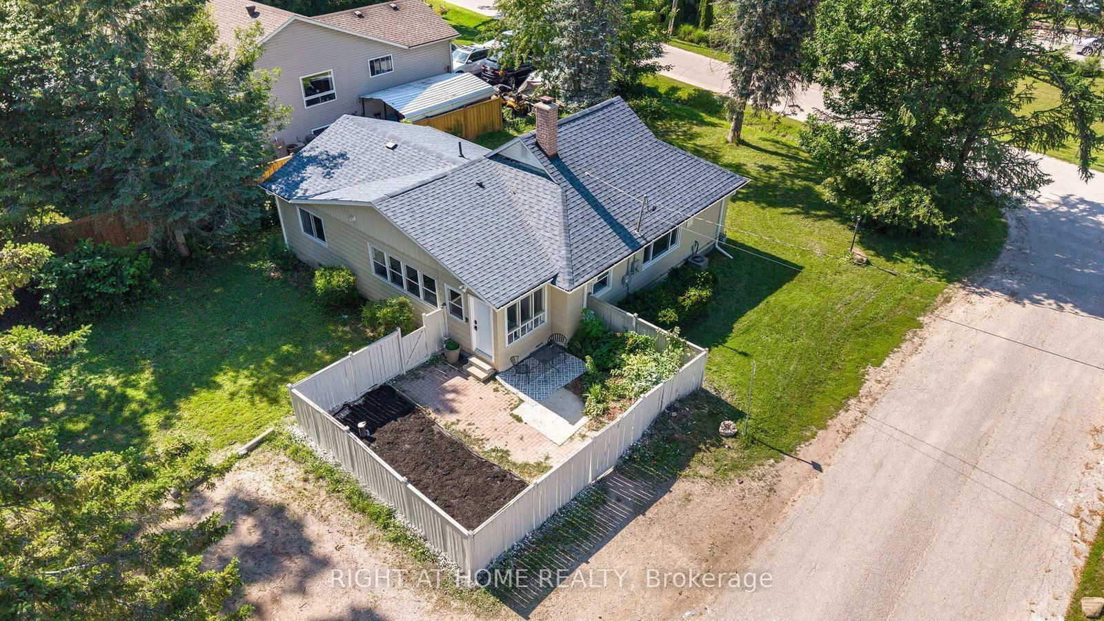 51 Lakeside Drive • Innisfil, ON photo 31