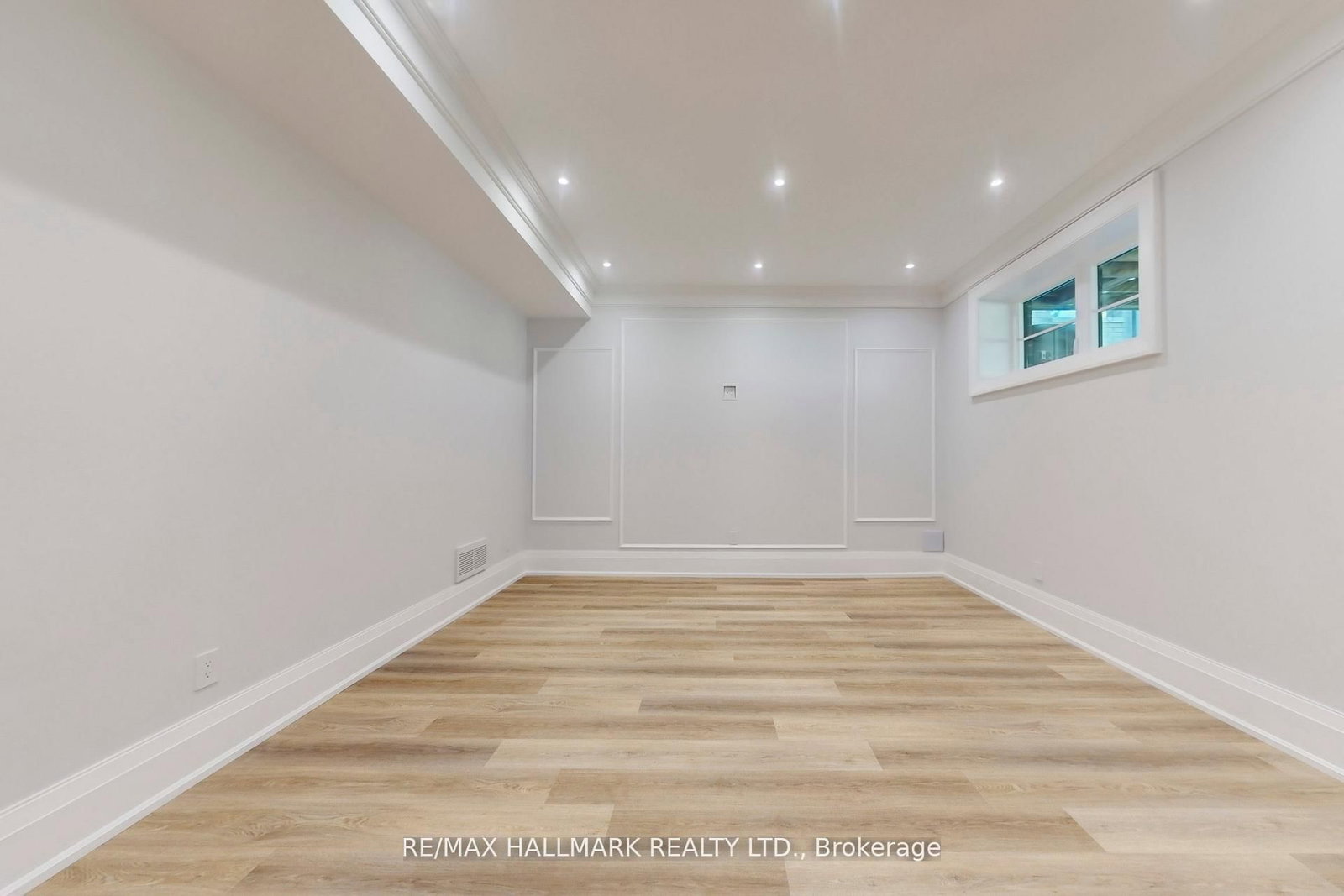 152 Olde Bayview Avenue • Richmond Hill, ON photo 36