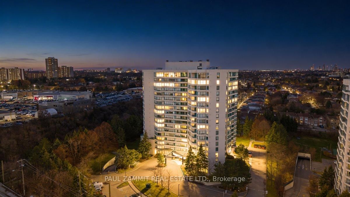 7250 Yonge Street • #911 • Vaughan, ON photo 1